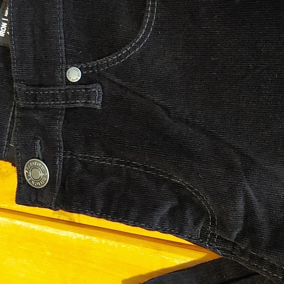 🌻NWT Buffalo David Bitton 4X32 Mid Rise Slim Fit Stretch Black Corduroy P… - Picture 4 of 10